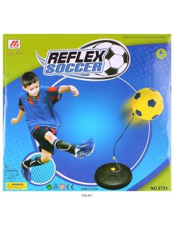 Тренажёр для футбола детский с пластиковой подставкой d-32см