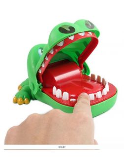 Игра настольная «Крокодил-дантист» (QSHANTOU YISHENG)